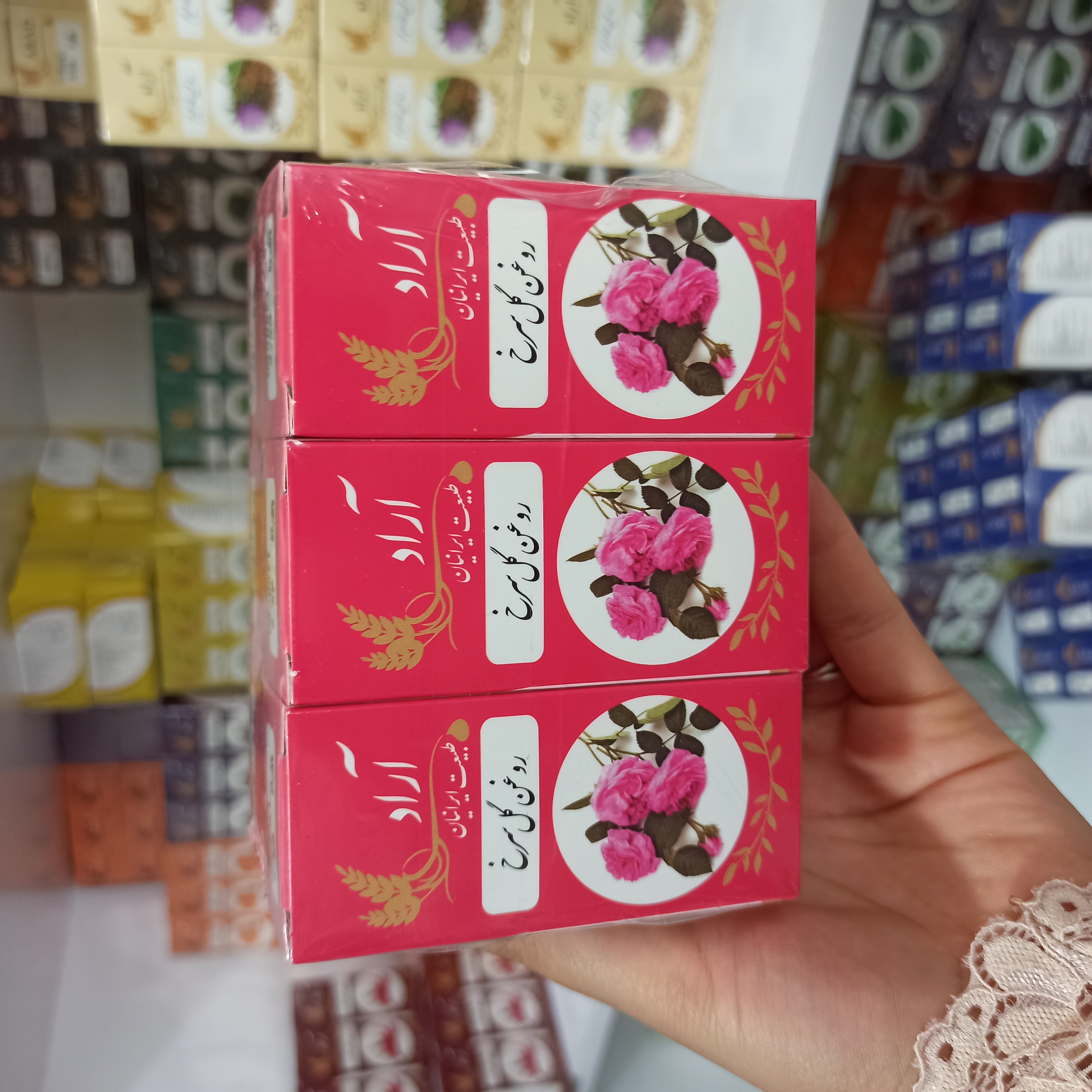 روغن گل سرخ  آراد طبیعت ایرانیان  ۱۰۰٪ خالص و طبیعی